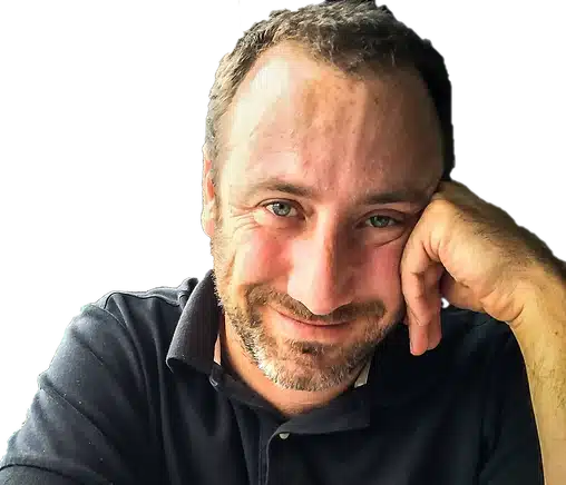 בועז גורבין - עוסק בקידום אתרים אורגני (SEO) ובניהול אסטרטגיות דיגיטליות